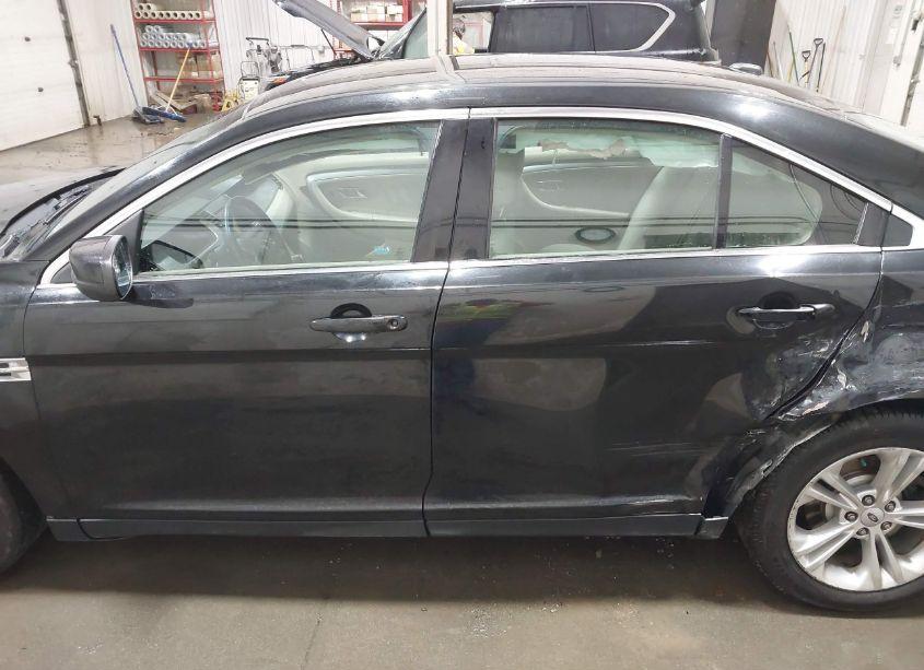 Photo 14 of 2013 Ford Taurus SEL (VIN 1FAHP2H83DG117613)
