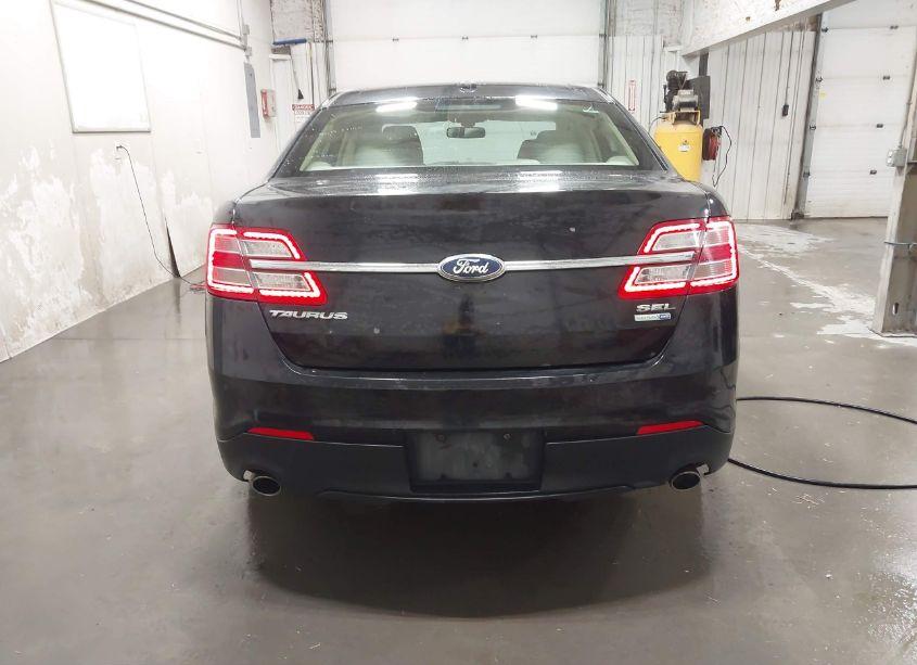 Photo 16 of 2013 Ford Taurus SEL (VIN 1FAHP2H83DG117613)