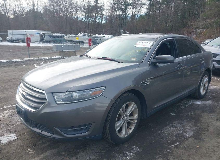 Photo 2 of 2013 Ford Taurus SEL (VIN 1FAHP2H83DG160901)