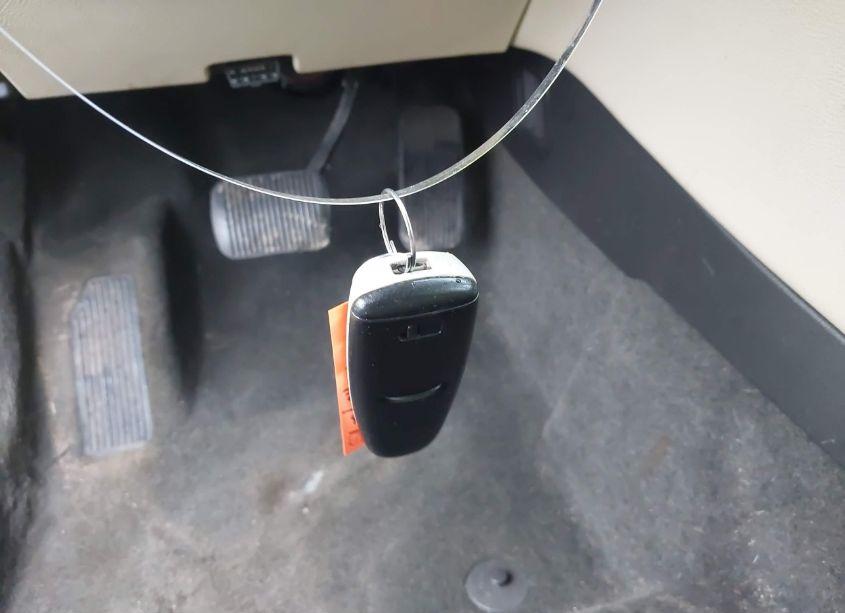 Photo 11 of 2015 Ford Taurus SEL (VIN 1FAHP2H83FG132342)