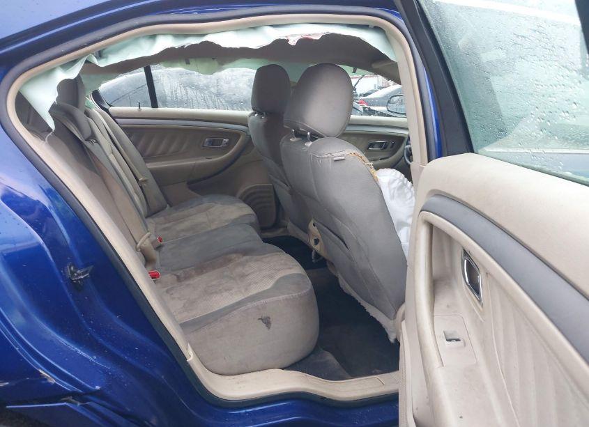 Photo 8 of 2015 Ford Taurus SEL (VIN 1FAHP2H83FG132342)