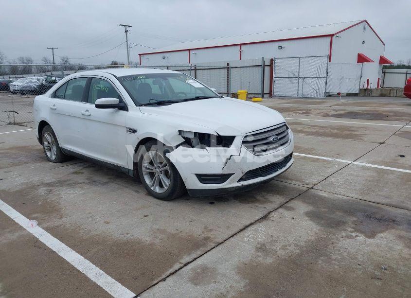 2015 Ford Taurus SEL (VIN 1FAHP2H83FG169889) main photo