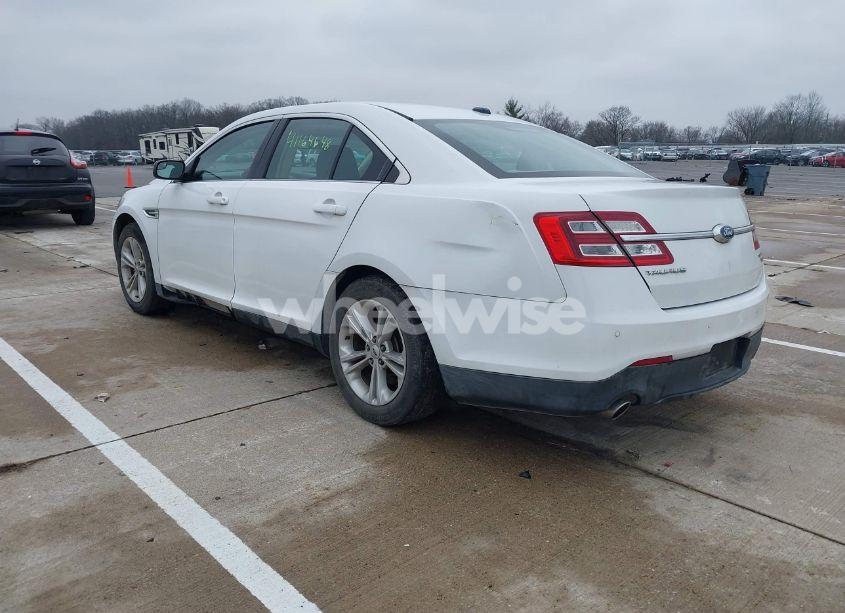 Photo 3 of 2015 Ford Taurus SEL (VIN 1FAHP2H83FG169889)