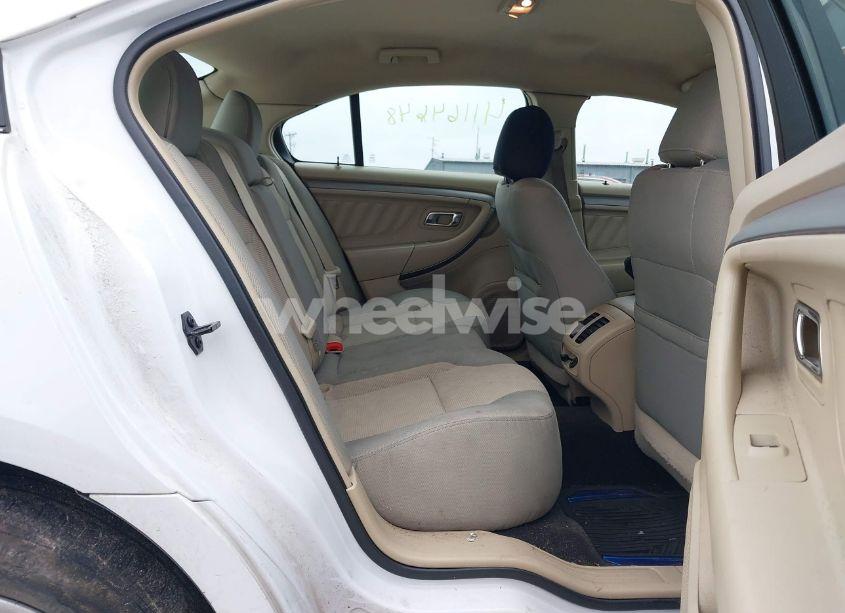 Photo 8 of 2015 Ford Taurus SEL (VIN 1FAHP2H83FG169889)