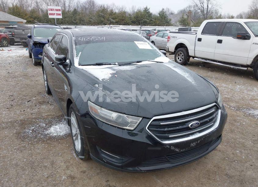 2013 Ford Taurus SEL (VIN 1FAHP2H84DG208356) main photo