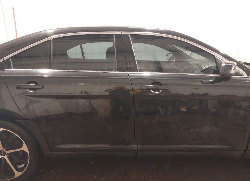 Photo 13 of 2014 Ford Taurus SEL (VIN 1FAHP2H84EG121302)