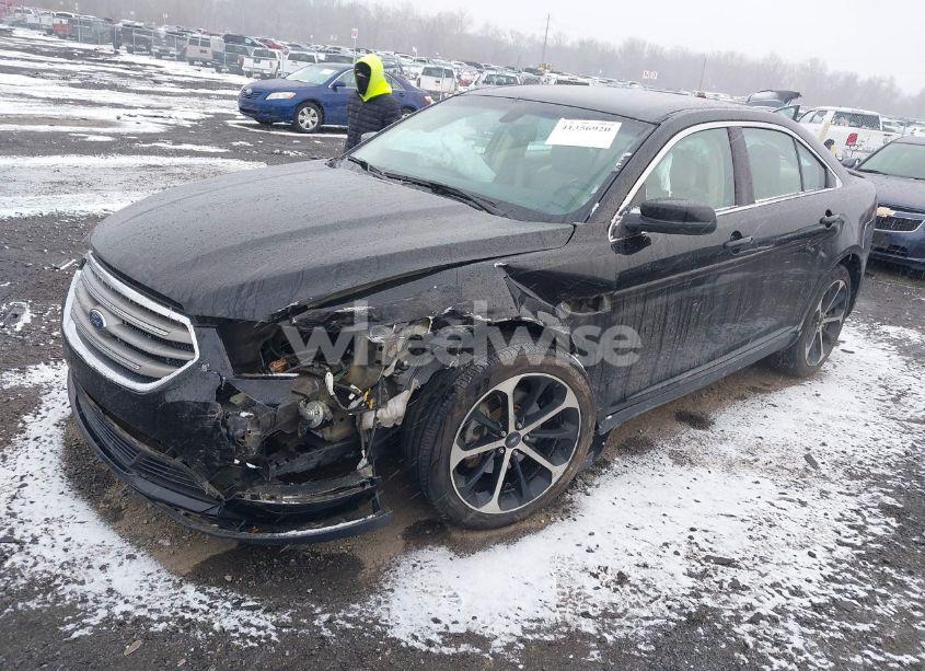 Photo 2 of 2016 Ford Taurus SEL (VIN 1FAHP2H84GG135722)