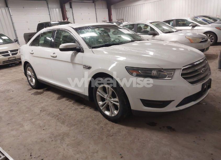 2015 Ford Taurus SEL (VIN 1FAHP2H85FG141284) main photo