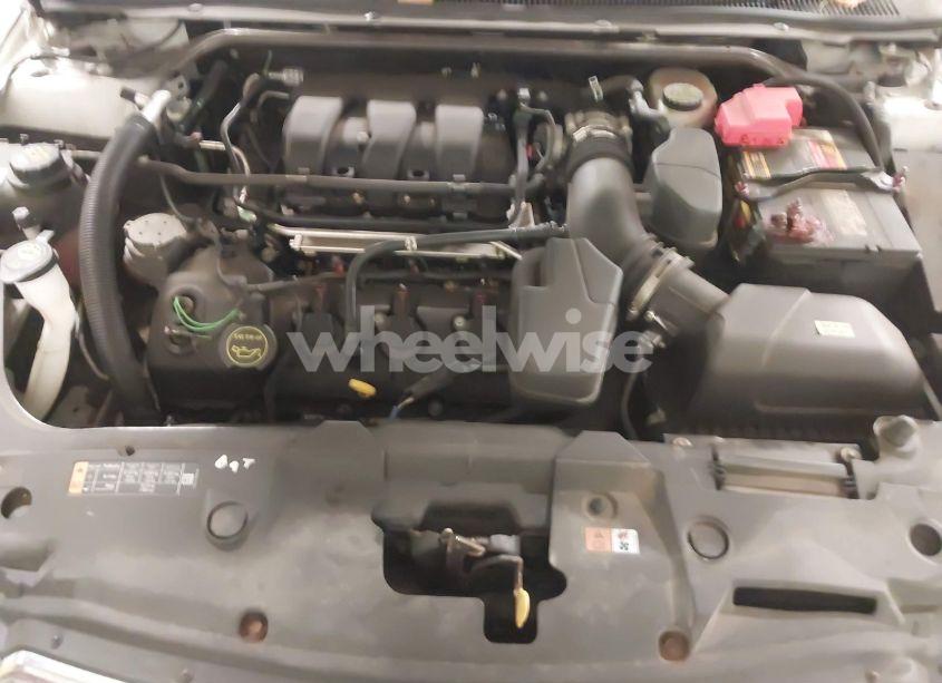 Photo 10 of 2015 Ford Taurus SEL (VIN 1FAHP2H85FG141284)