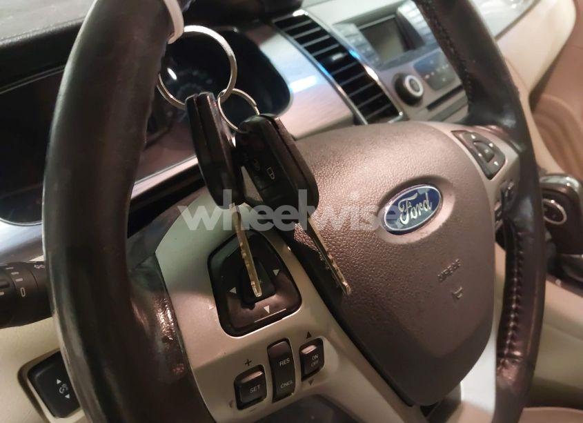 Photo 11 of 2015 Ford Taurus SEL (VIN 1FAHP2H85FG141284)