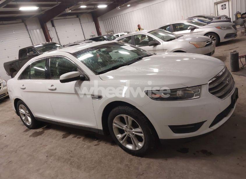 Photo 13 of 2015 Ford Taurus SEL (VIN 1FAHP2H85FG141284)