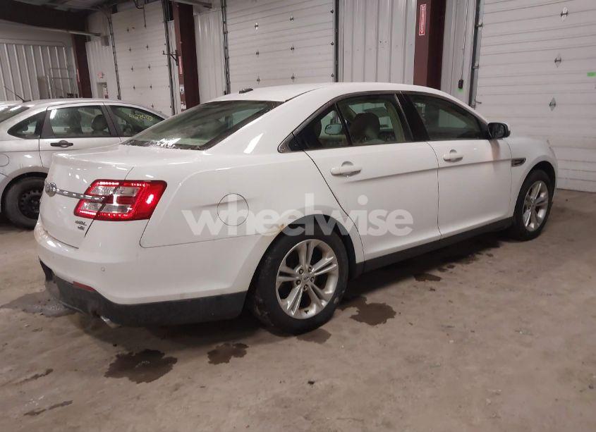 Photo 4 of 2015 Ford Taurus SEL (VIN 1FAHP2H85FG141284)