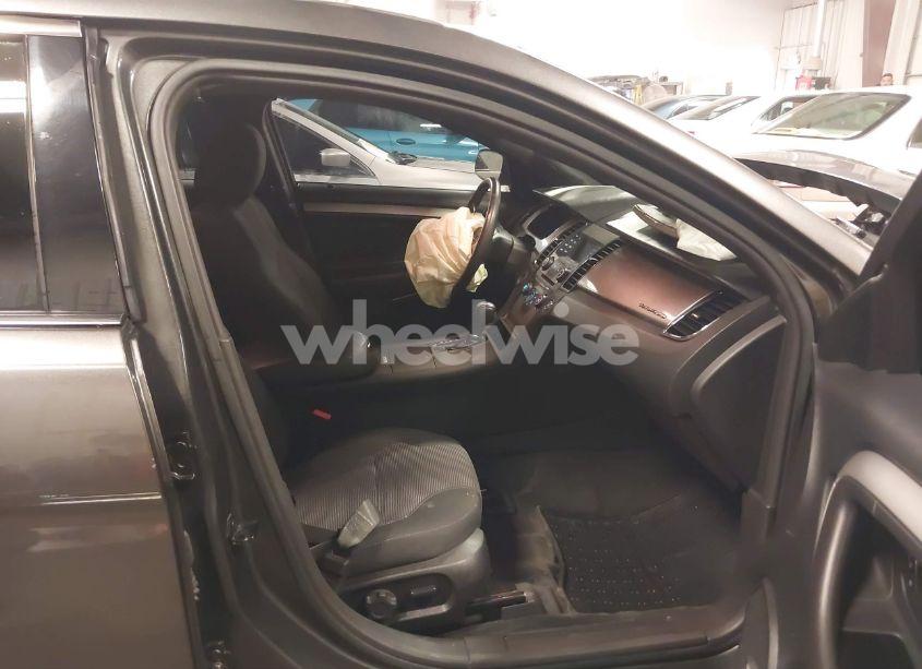 Photo 5 of 2016 Ford Taurus SEL (VIN 1FAHP2H85GG137074)