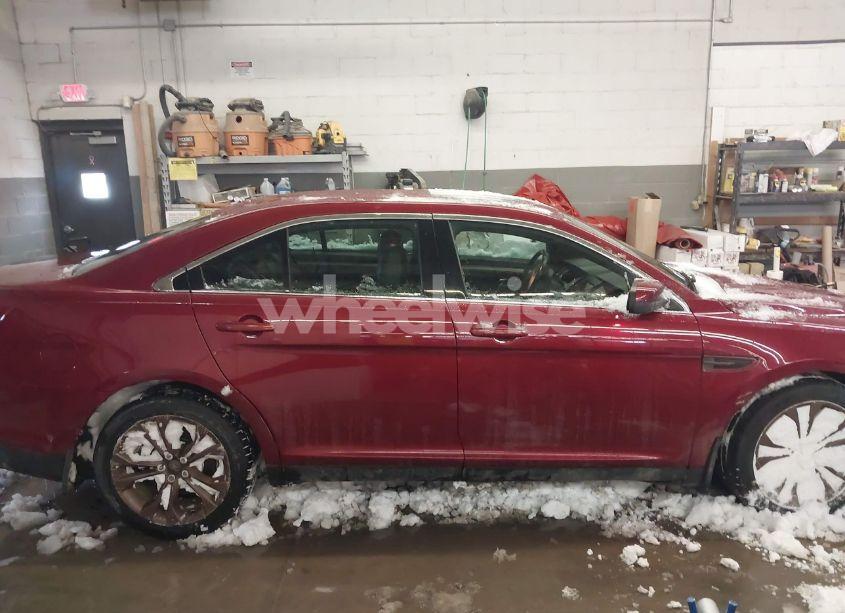Photo 13 of 2013 Ford Taurus SEL (VIN 1FAHP2H86DG160990)