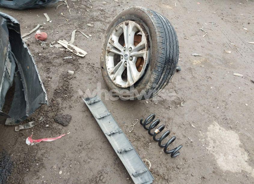 Photo 12 of 2016 Ford Taurus SEL (VIN 1FAHP2H86GG126889)