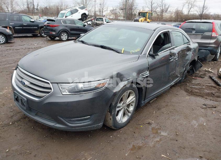 Photo 2 of 2016 Ford Taurus SEL (VIN 1FAHP2H86GG126889)