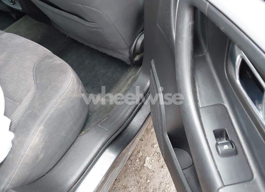 Photo 8 of 2016 Ford Taurus SEL (VIN 1FAHP2H86GG126889)