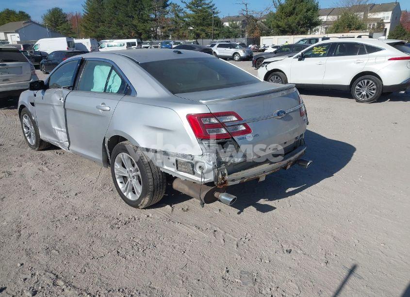 Photo 3 of 2015 Ford Taurus SEL (VIN 1FAHP2H87FG202537)