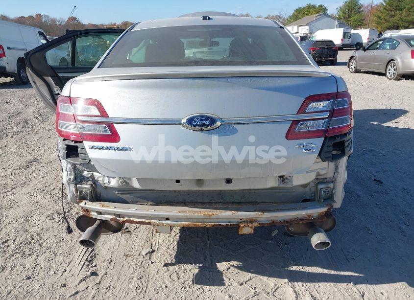 Photo 6 of 2015 Ford Taurus SEL (VIN 1FAHP2H87FG202537)