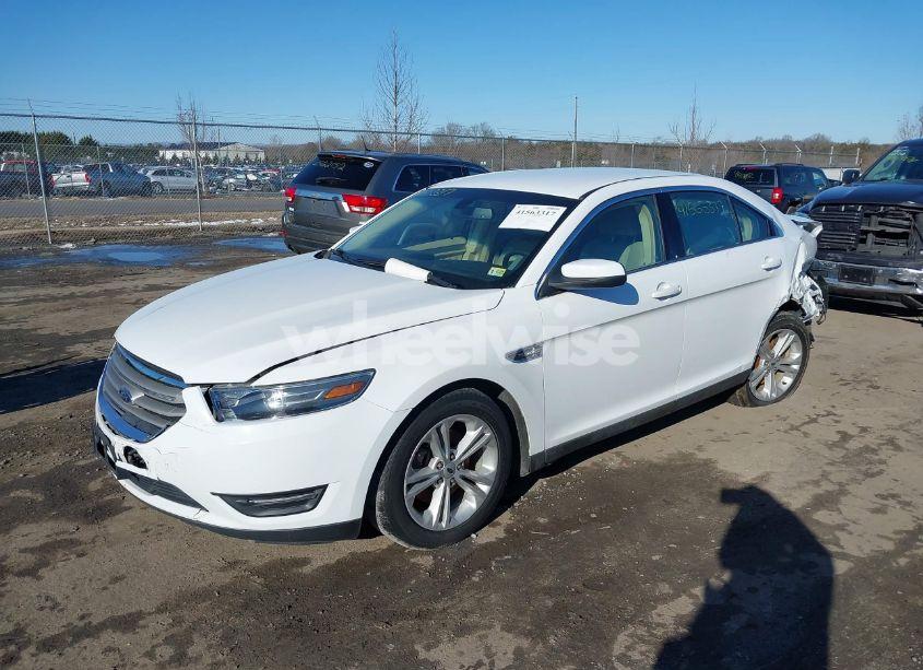 Photo 2 of 2016 Ford Taurus SEL (VIN 1FAHP2H87GG150067)
