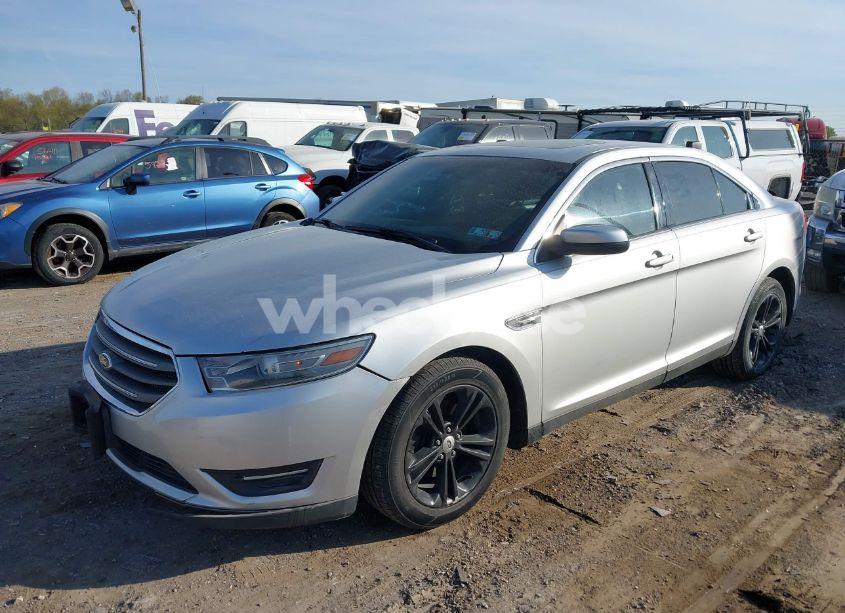 Photo 2 of 2013 Ford Taurus SEL (VIN 1FAHP2H88DG171375)