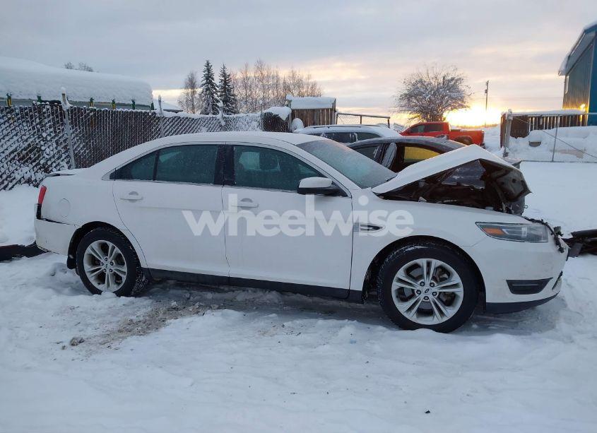 Photo 12 of 2015 Ford Taurus SEL (VIN 1FAHP2H88FG175428)