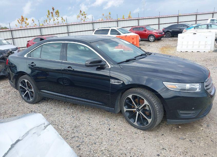Photo 13 of 2016 Ford Taurus SEL (VIN 1FAHP2H88GG100696)