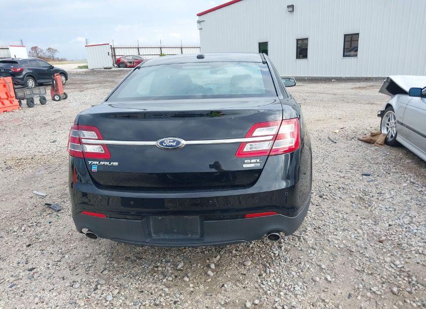 Photo 16 of 2016 Ford Taurus SEL (VIN 1FAHP2H88GG100696)