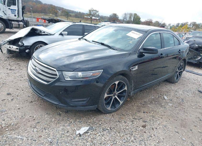 Photo 2 of 2016 Ford Taurus SEL (VIN 1FAHP2H88GG100696)
