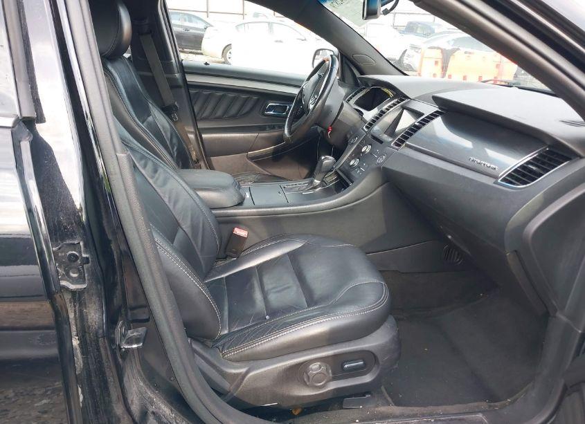 Photo 5 of 2016 Ford Taurus SEL (VIN 1FAHP2H88GG100696)