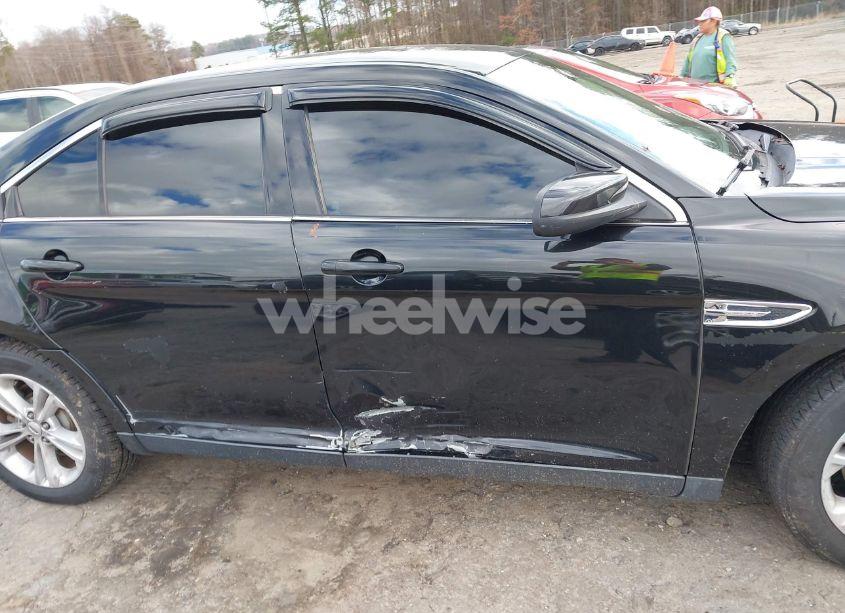 Photo 13 of 2015 Ford Taurus SEL (VIN 1FAHP2H89FG149713)