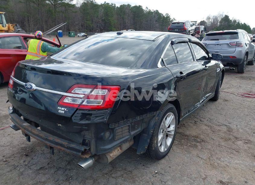 Photo 4 of 2015 Ford Taurus SEL (VIN 1FAHP2H89FG149713)
