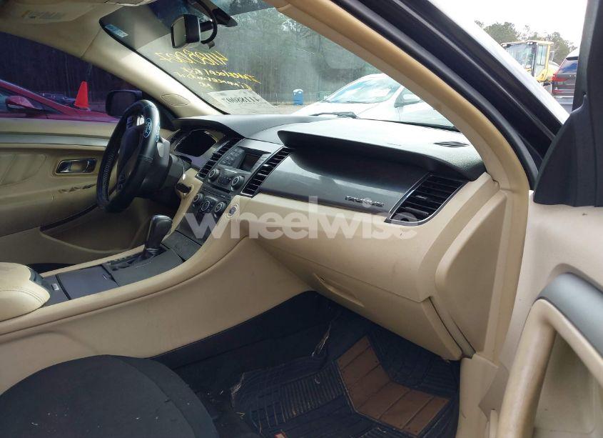 Photo 5 of 2015 Ford Taurus SEL (VIN 1FAHP2H89FG149713)