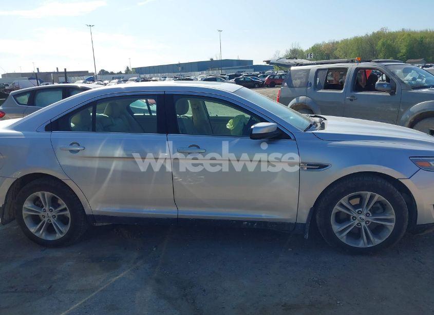 Photo 13 of 2016 Ford Taurus SEL (VIN 1FAHP2H89GG122786)