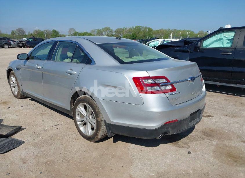 Photo 3 of 2016 Ford Taurus SEL (VIN 1FAHP2H89GG122786)