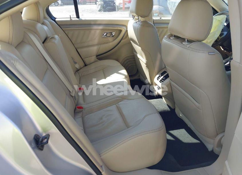 Photo 8 of 2016 Ford Taurus SEL (VIN 1FAHP2H89GG122786)