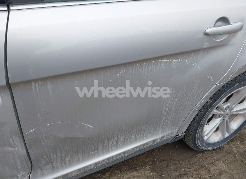 Photo 18 of 2016 Ford Taurus SEL (VIN 1FAHP2H8XGG107326)