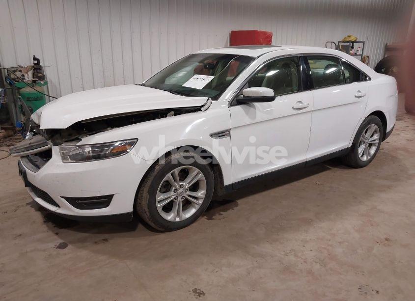 Photo 2 of 2016 Ford Taurus SEL (VIN 1FAHP2H8XGG122764)