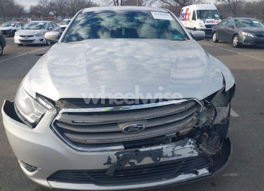 Photo 12 of 2016 Ford Taurus SEL (VIN 1FAHP2H8XGG124367)