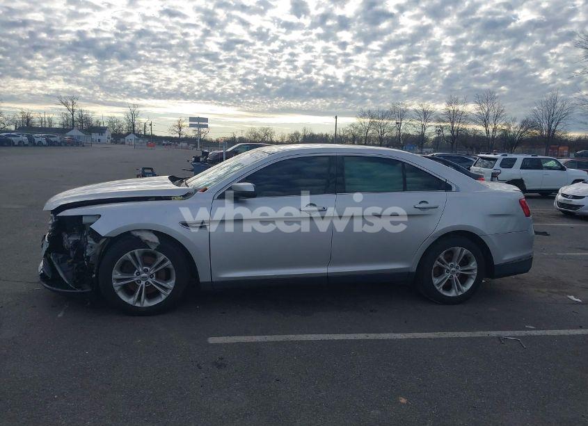 Photo 14 of 2016 Ford Taurus SEL (VIN 1FAHP2H8XGG124367)