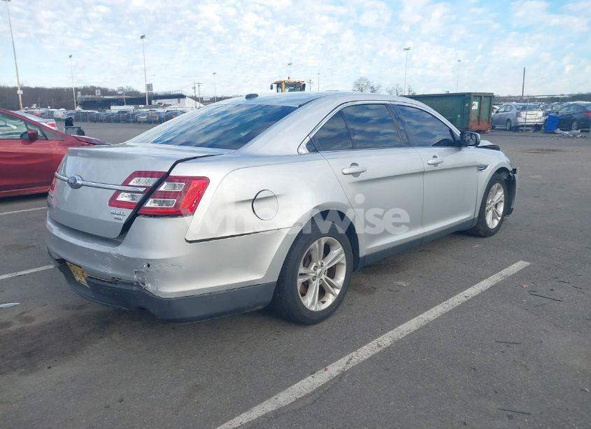 Photo 4 of 2016 Ford Taurus SEL (VIN 1FAHP2H8XGG124367)