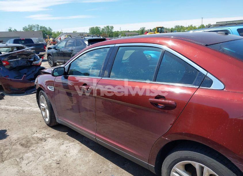 Photo 15 of 2016 Ford Taurus SEL (VIN 1FAHP2H8XGG136549)