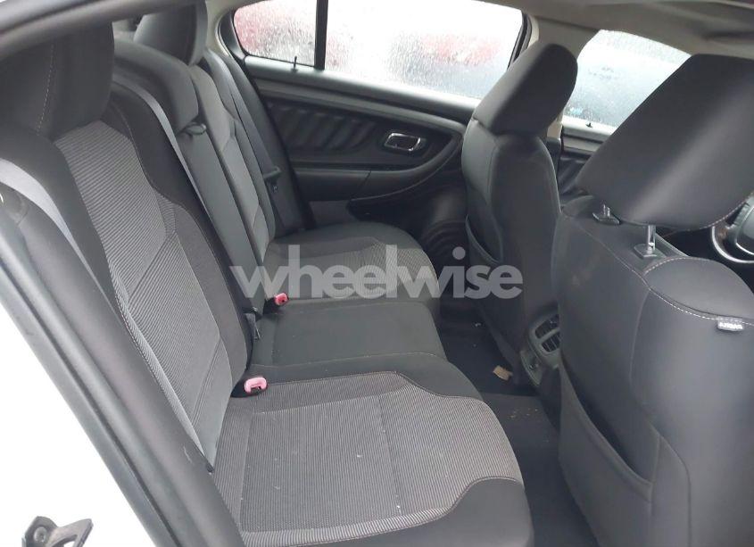 Photo 8 of 2010 Ford Taurus SEL (VIN 1FAHP2HW0AG104408)