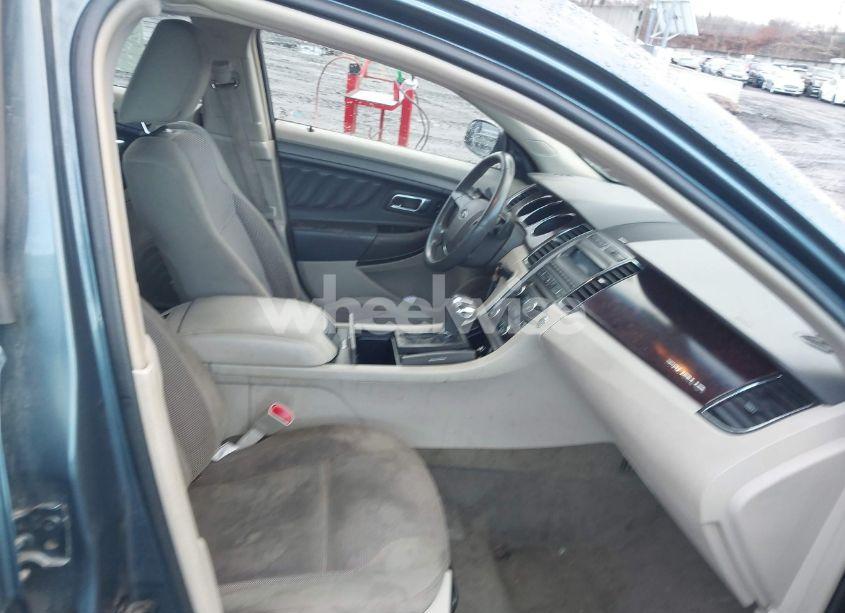 Photo 5 of 2010 Ford Taurus SEL (VIN 1FAHP2HW0AG106286)