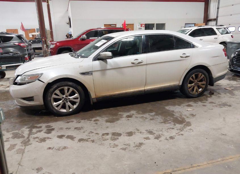 Photo 2 of 2011 Ford Taurus SEL (VIN 1FAHP2HW1BG128430)