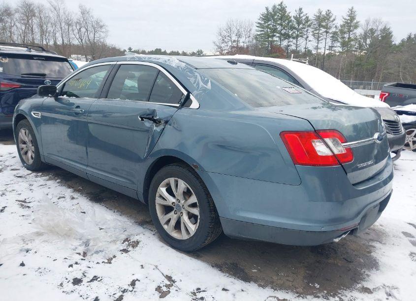 Photo 3 of 2010 Ford Taurus SEL (VIN 1FAHP2HW4AG105979)