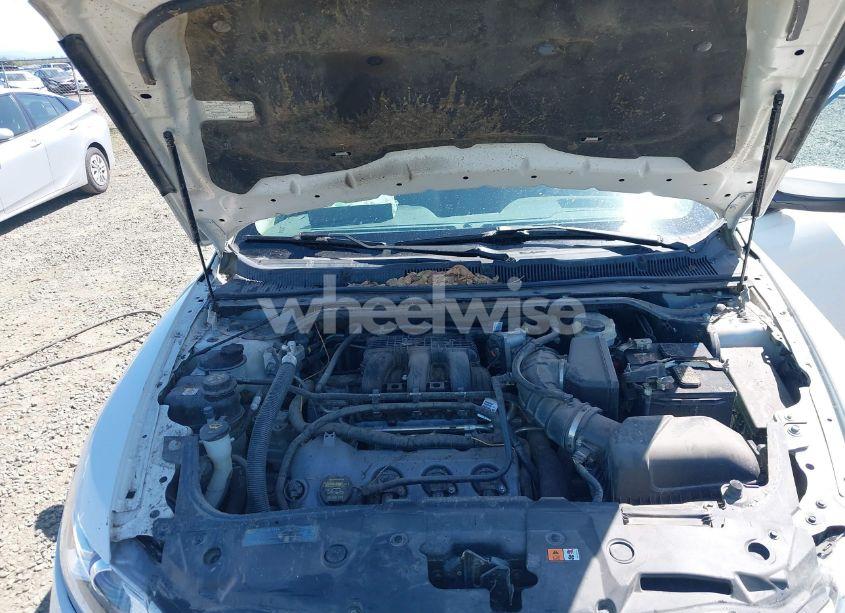 Photo 10 of 2011 Ford Taurus SEL (VIN 1FAHP2HW6BG103099)