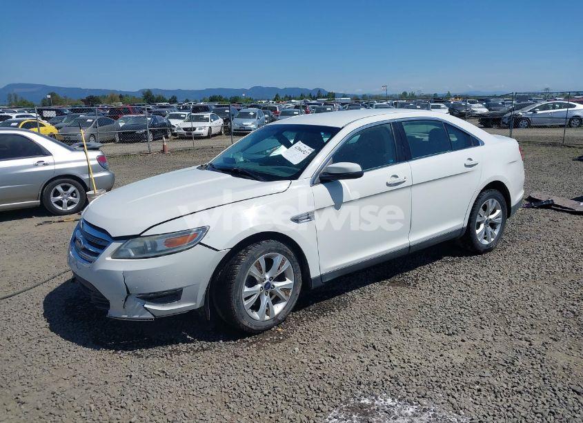 Photo 2 of 2011 Ford Taurus SEL (VIN 1FAHP2HW6BG103099)
