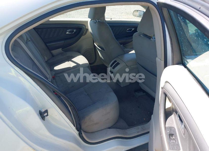 Photo 8 of 2011 Ford Taurus SEL (VIN 1FAHP2HW6BG103099)