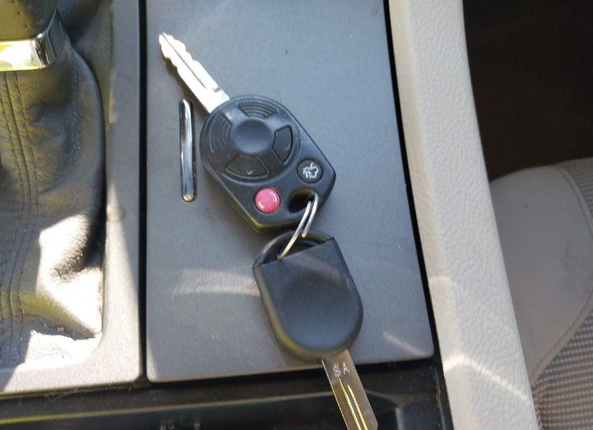 Photo 11 of 2011 Ford Taurus SEL (VIN 1FAHP2HW6BG185979)